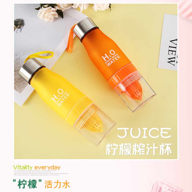 650ml フルーツインフューザーウォーターボトル ギフトにも最適！フルーツ入りドリンクを手軽に楽しめるスポーツボトル