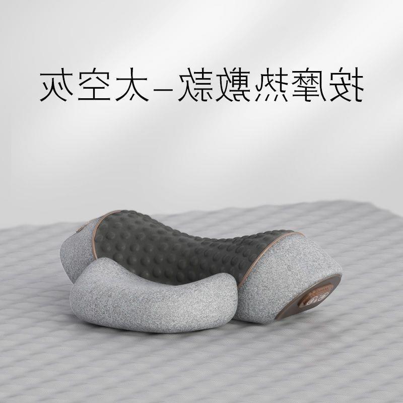 温熱・牽引・マッサージ機能付き 颈椎サポート枕｜睡眠時の頸椎ケア・スパインアライメント・メーカー直販モデル “寝ている間に首を整える。” 頸椎を守りながら睡眠の質を高めるために設計された、 温熱 × 牽引 × マッサージ の多機能ネックケア枕です。 日々の首の負担をやわらげ、翌朝の軽さを実感できます。