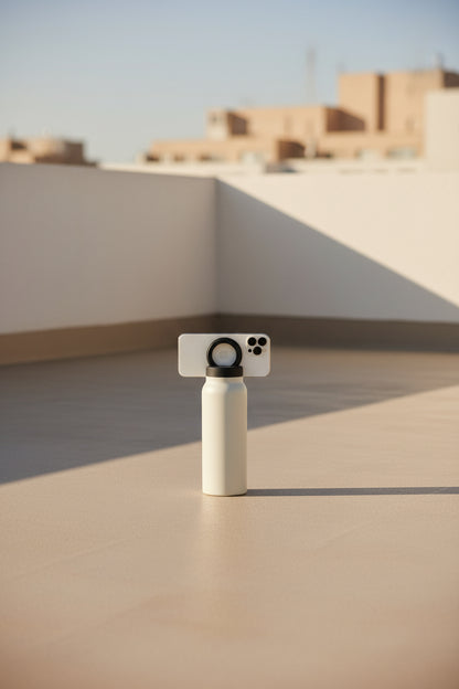 磁気スマホスタンド付き スポーツ用ステンレス製保温・保冷ボトル 大容量 × 最高のパフォーマンス