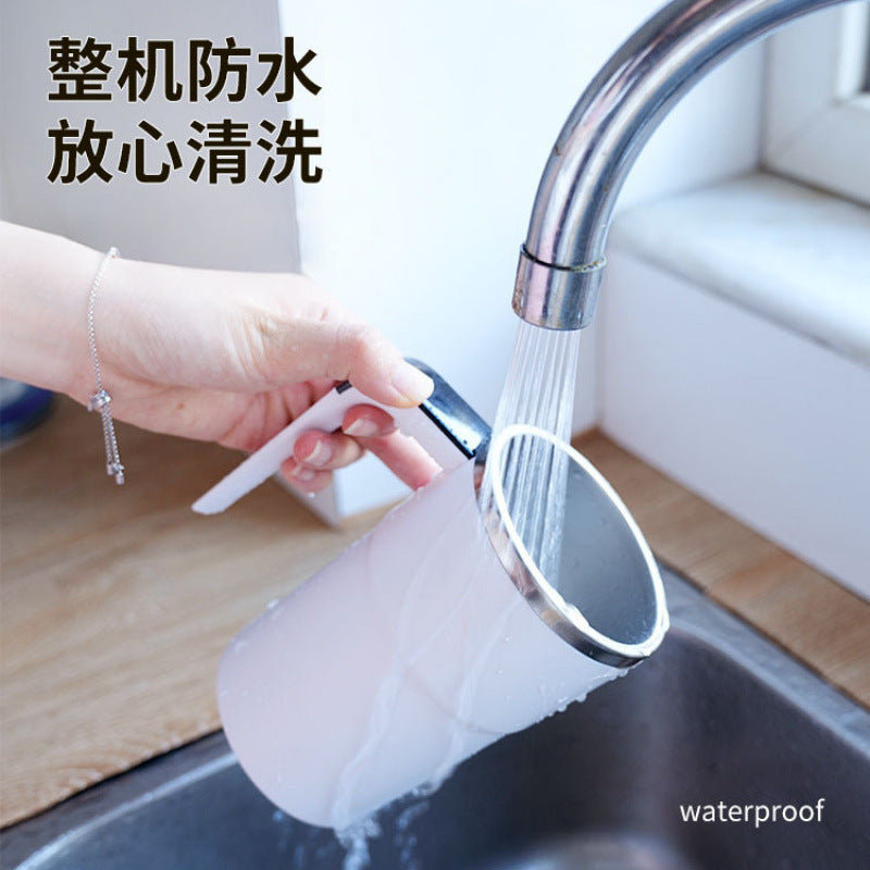 🇯🇵 全自動マグカップ – ワンタッチでかき混ぜ完了！☕️